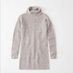 Abercrombie Turtleneck Sweater Dress. Never worn, just tried on